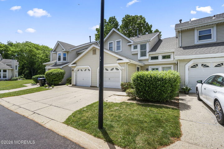 Property Photo:  105 Lloyd Court  NJ 08816 