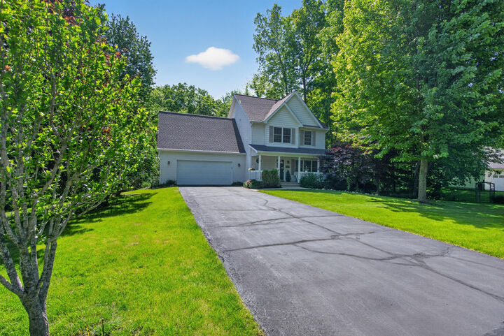 Property Photo: 2073 Elwood Boulevard MI 49283