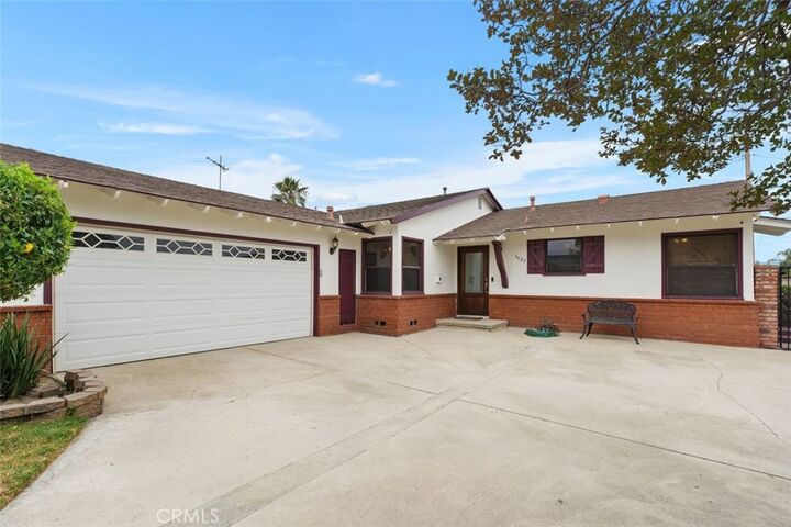 Property Photo:  1525 W Princeton St  CA 91762 