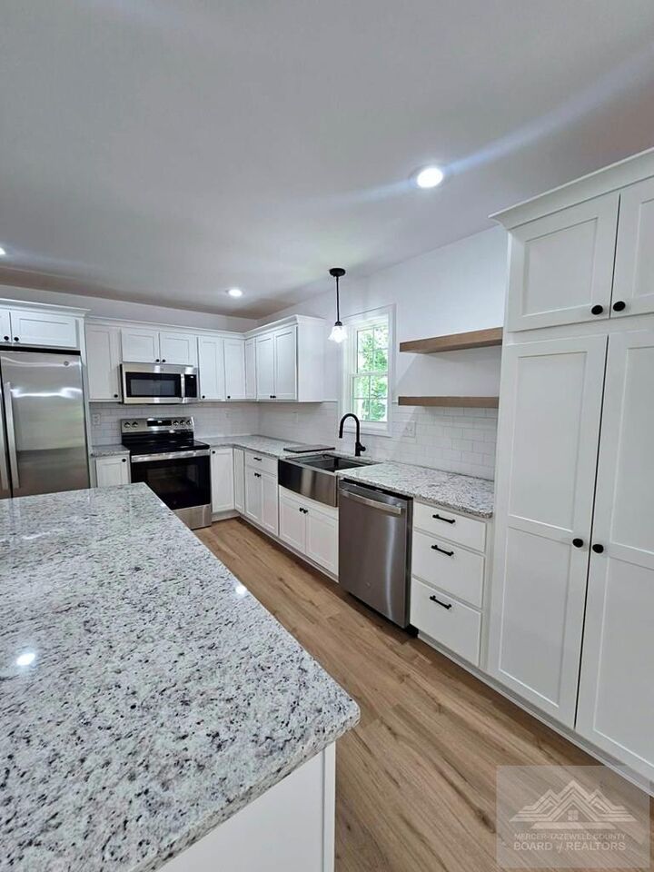 Property Photo:  370 Allenwood Place  WV 24739 