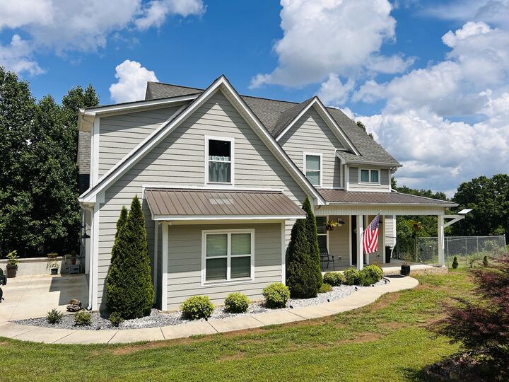Property Photo:  621 Lake Haven Dr  TN 37388 