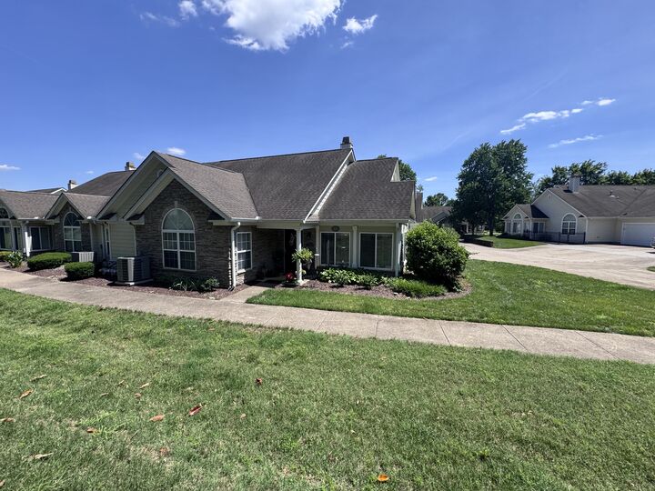 Property Photo:  825 Browns Ln 202  TN 37066 
