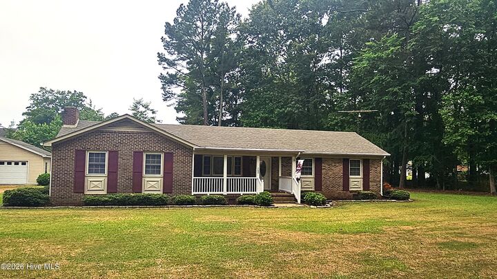 Property Photo:  260 Cooke Circle  NC 27869 
