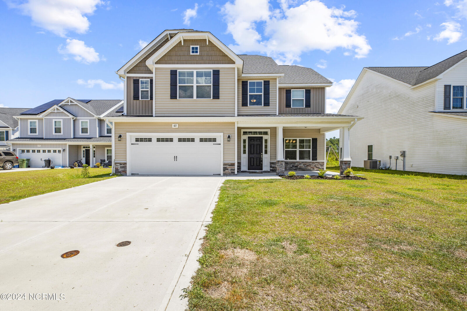 Property Photo: 422 Anchor Hitch Court NC 28460