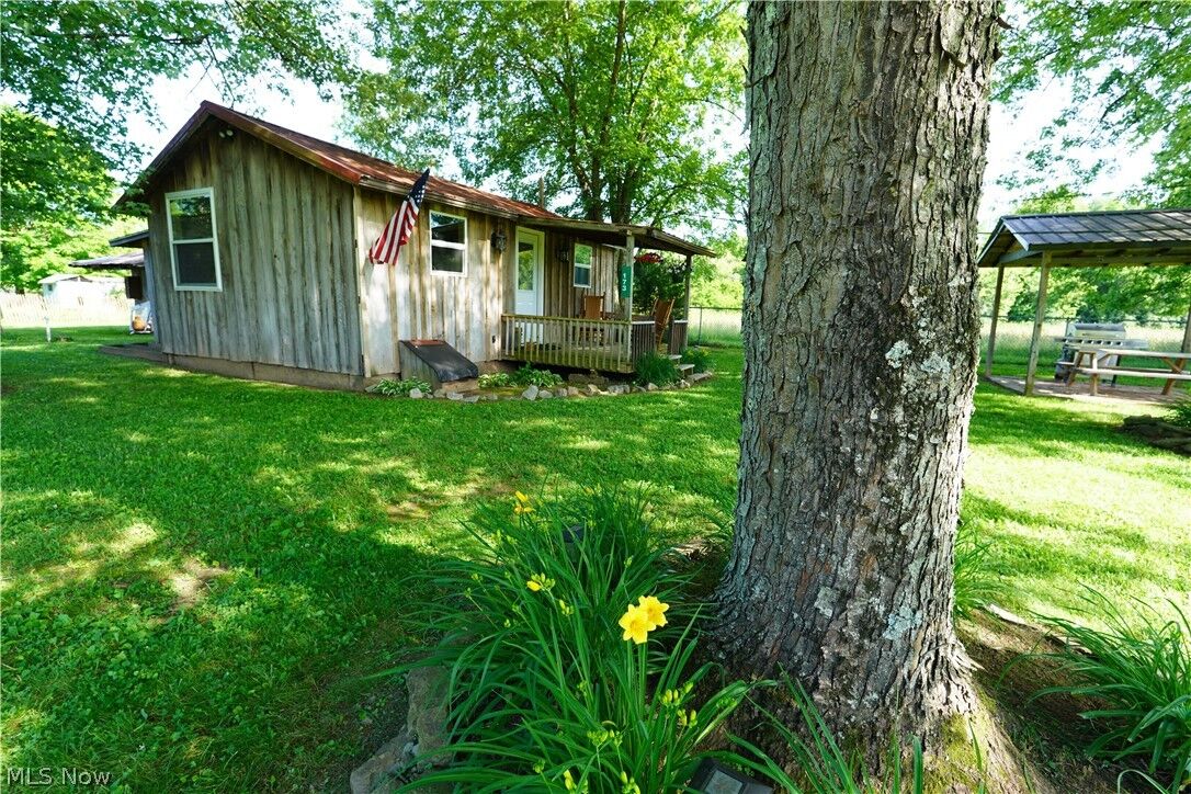 Property Photo: 173 W Apple Blossom Way WV 26143