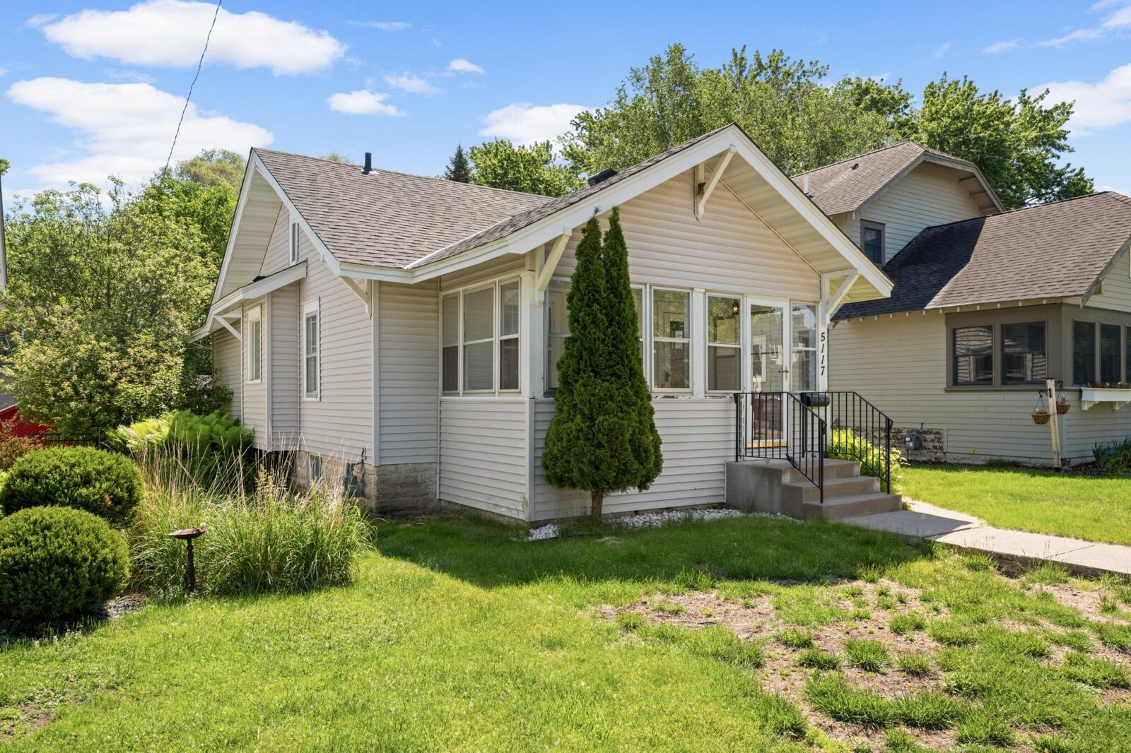 Property Photo:  5117 Zenith Avenue S  MN 55410 