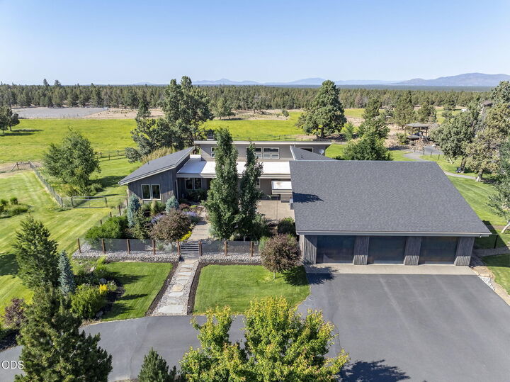 Property Photo:  23420 Bear Creek Road  OR 97701 