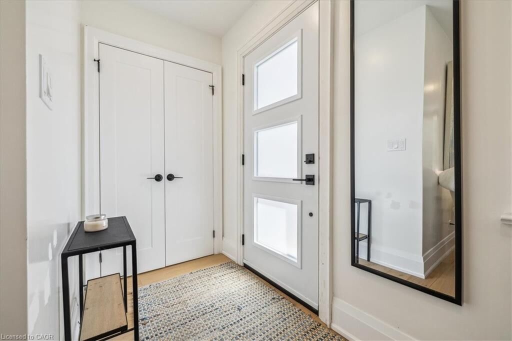 Property Photo: 2113 New Street Upper ON L7R 1H7
