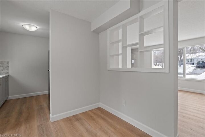Property Photo:  83 Elm Street  ON N3Y 3B7 