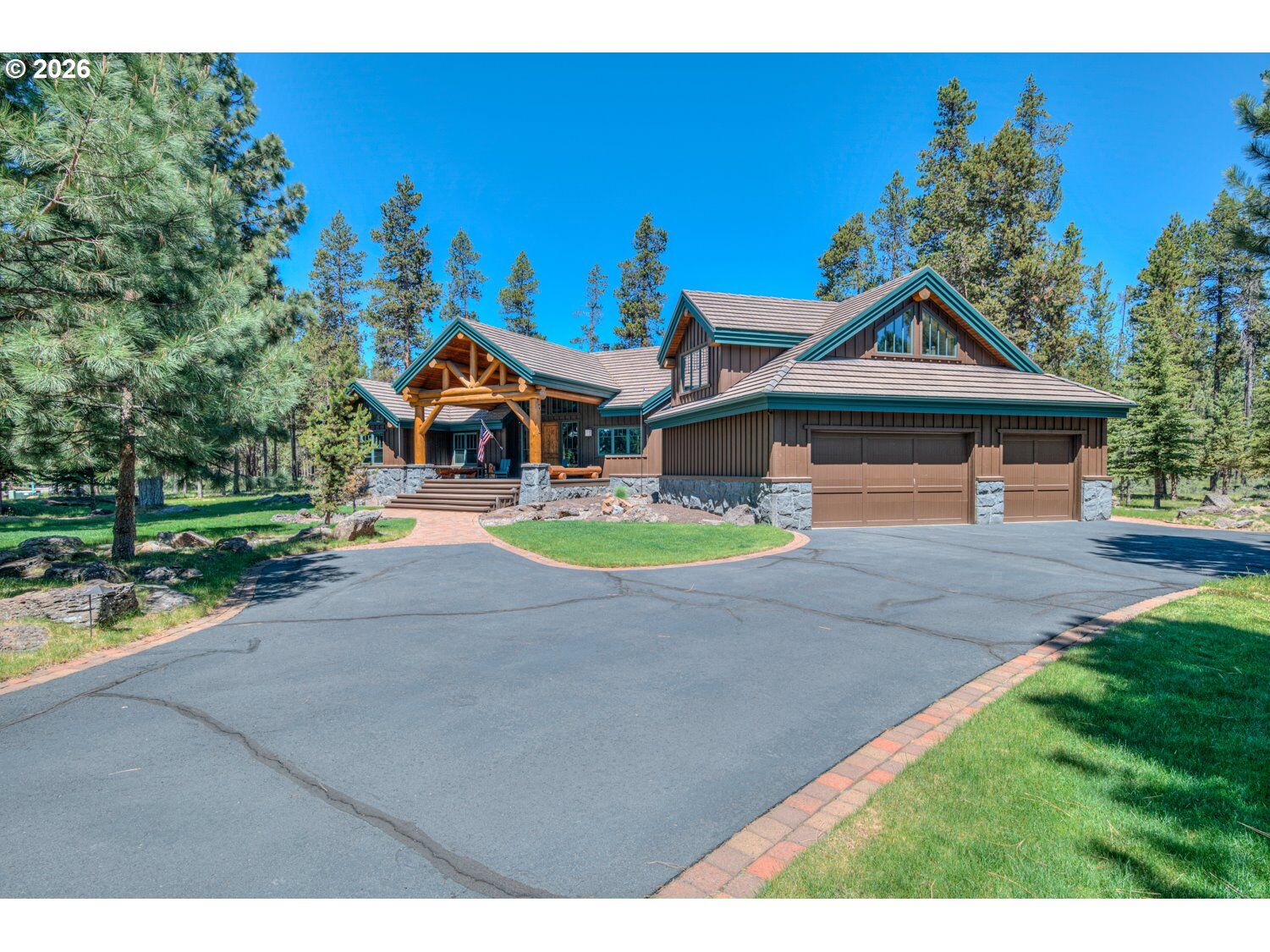 Property Photo: 56770 Nest Pine Dr OR 97707