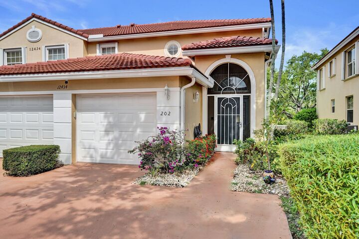 Property Photo: 12434 Crystal Pointe Drive 202 FL 33437