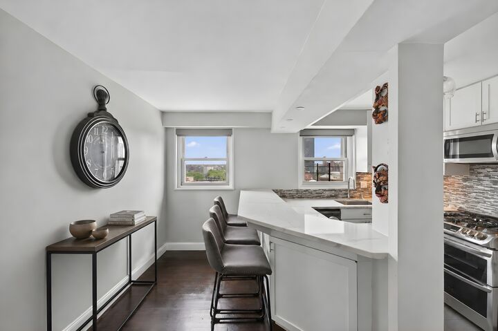 Property Photo:  400 E 77th Street Ph-A  NY 10075 