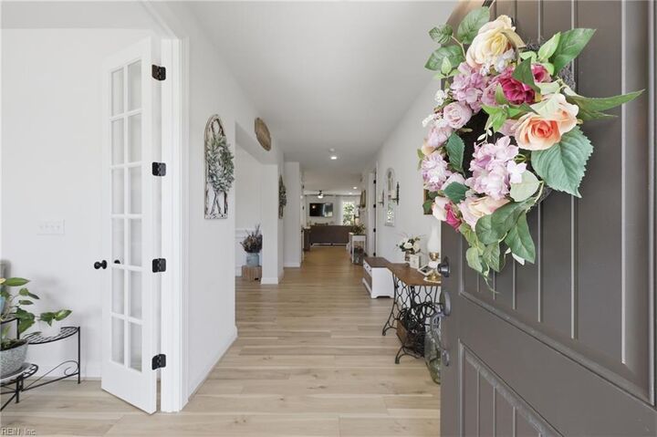 Property Photo:  220 Royal Birkdale  VA 23430 