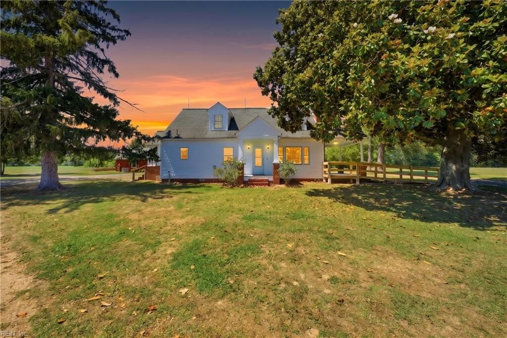 Property Photo: 1635 Buckley Hall Rd VA 23050