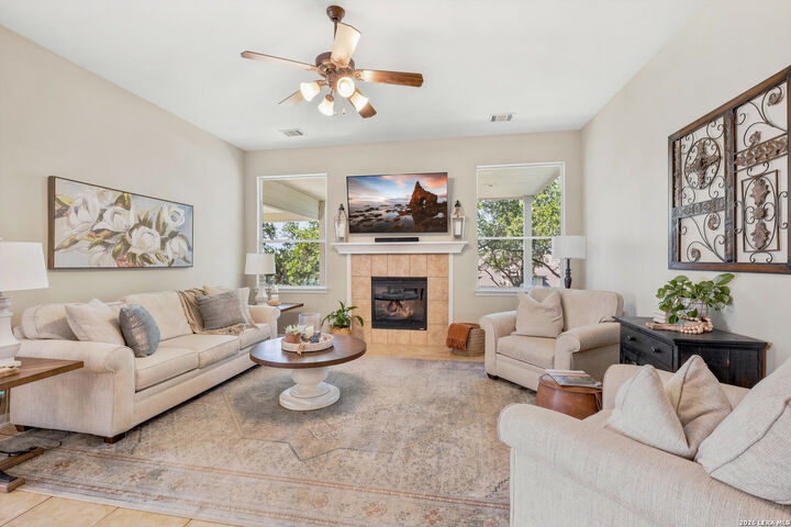 Property Photo: 1531 Heavens Peak TX 78258