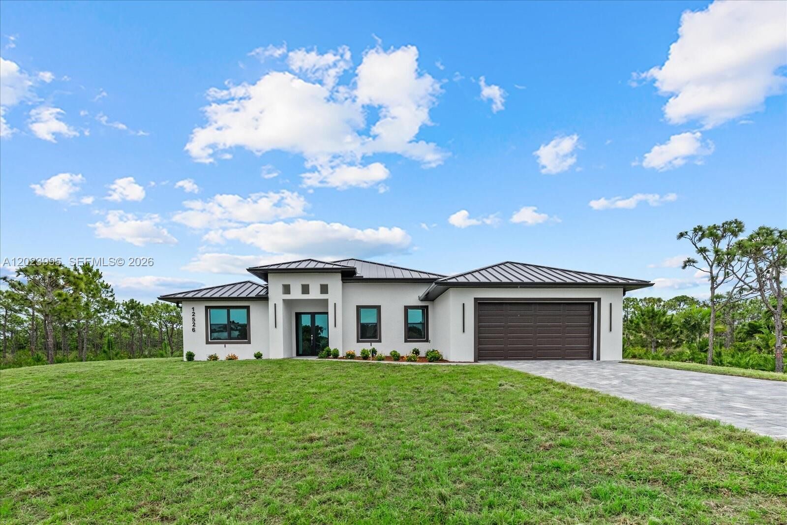 Property Photo:  12526 Indian Shell Trail  FL 33922 