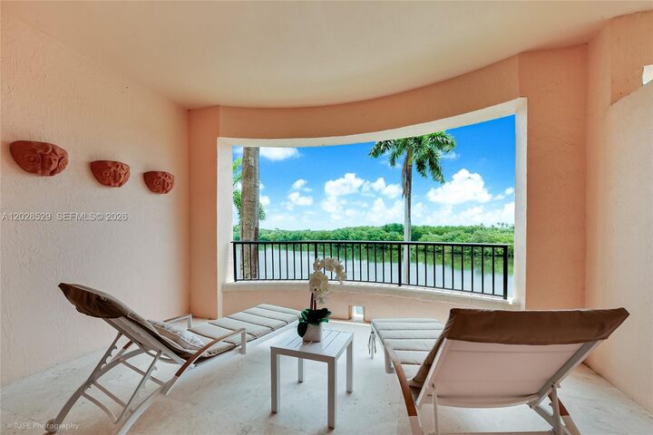Property Photo: