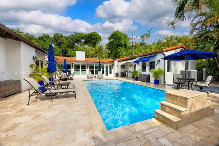 Property Photo:  1809 Granada Blvd  FL 33134 