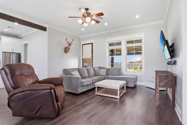 Property Photo: 164 Carnation Drive LA 70657