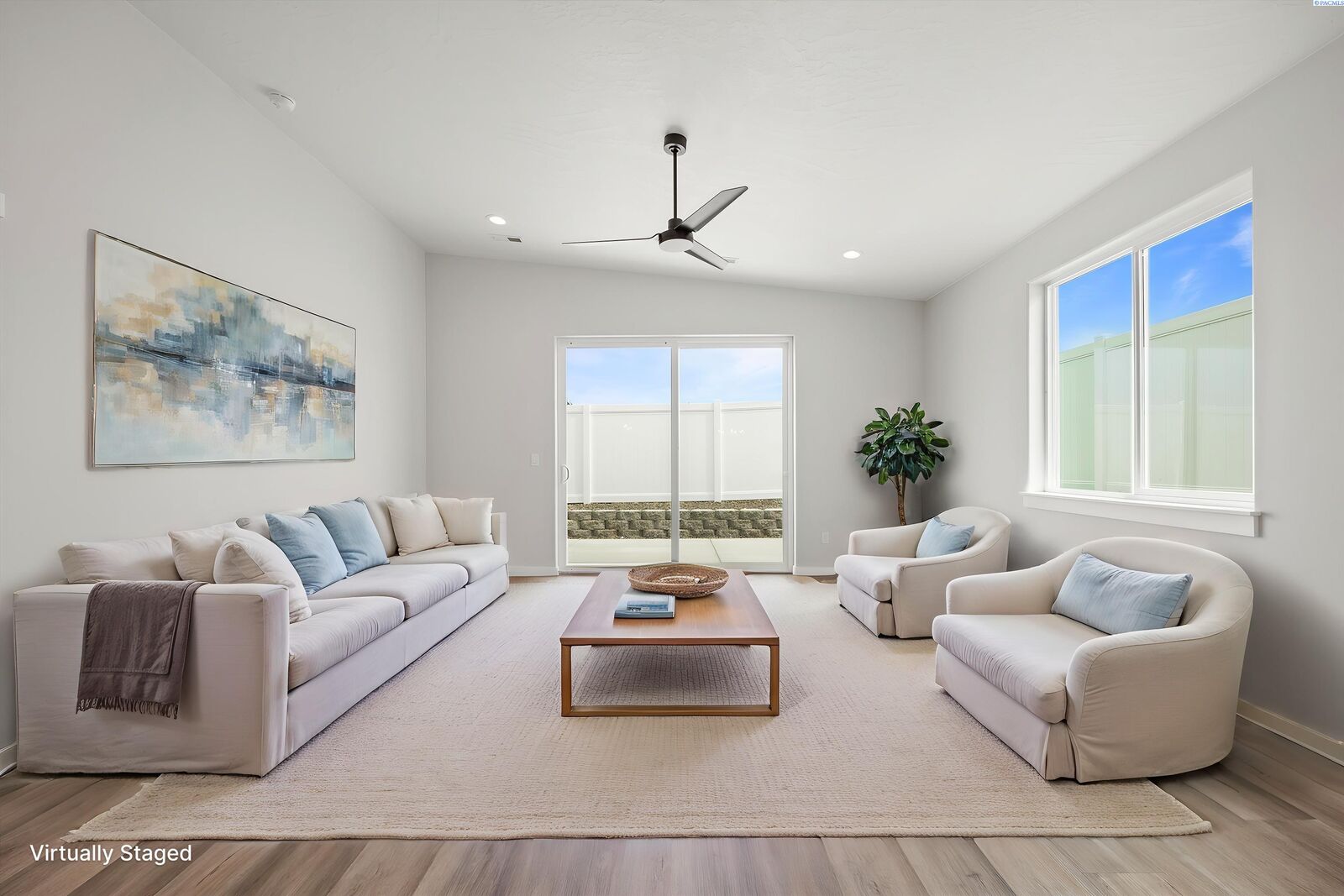 Property Photo: 3351 S Nelson St WA 99338