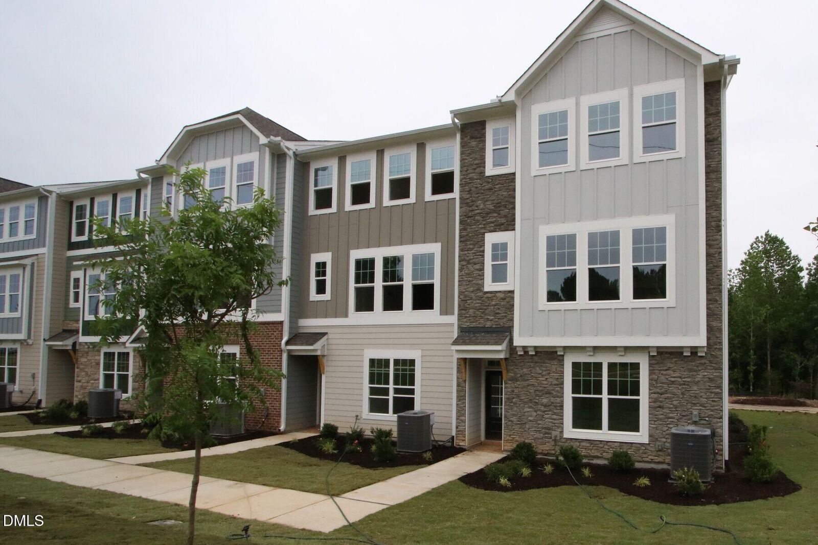 Property Photo: 2927 Richardson Road 481 NC 27502