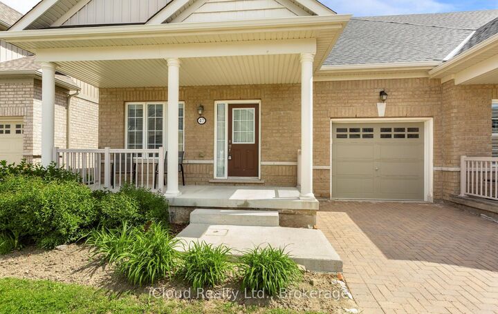 Property Photo: 47 Seedhouse Road 10 ON L6R 3Z5