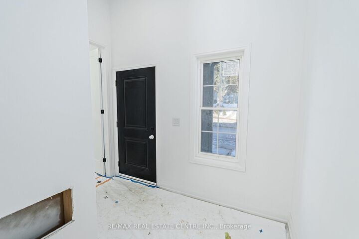 Property Photo: 17 James Street ON L7G 2H2