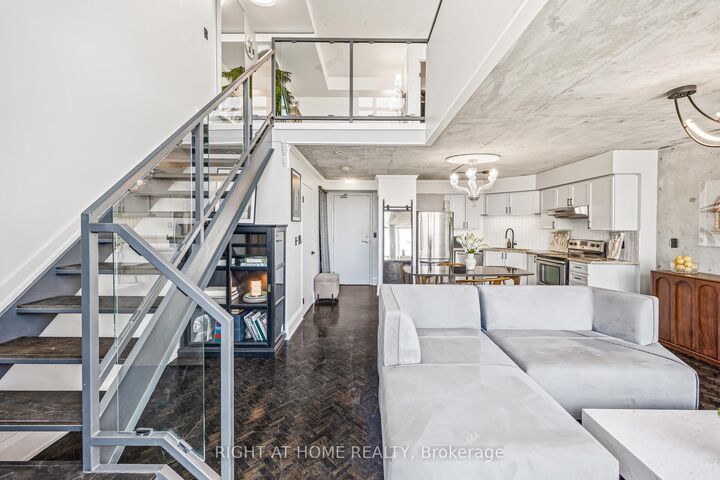 Property Photo:  250 Manitoba Street 612  ON M8Y 4G8 