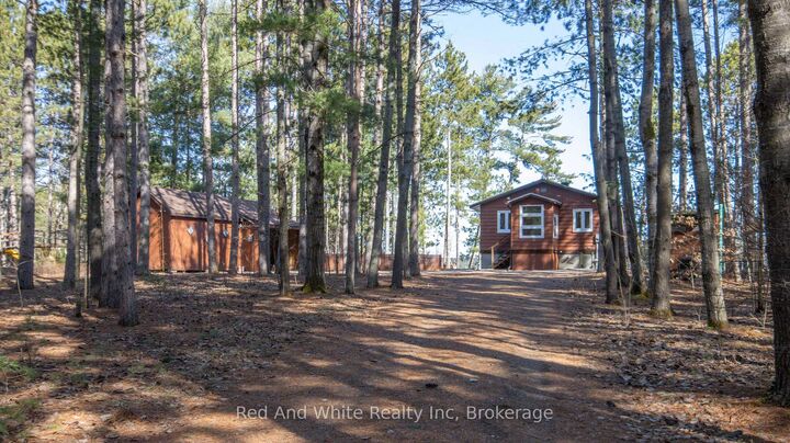 610 Pine Point Lane — photo 1