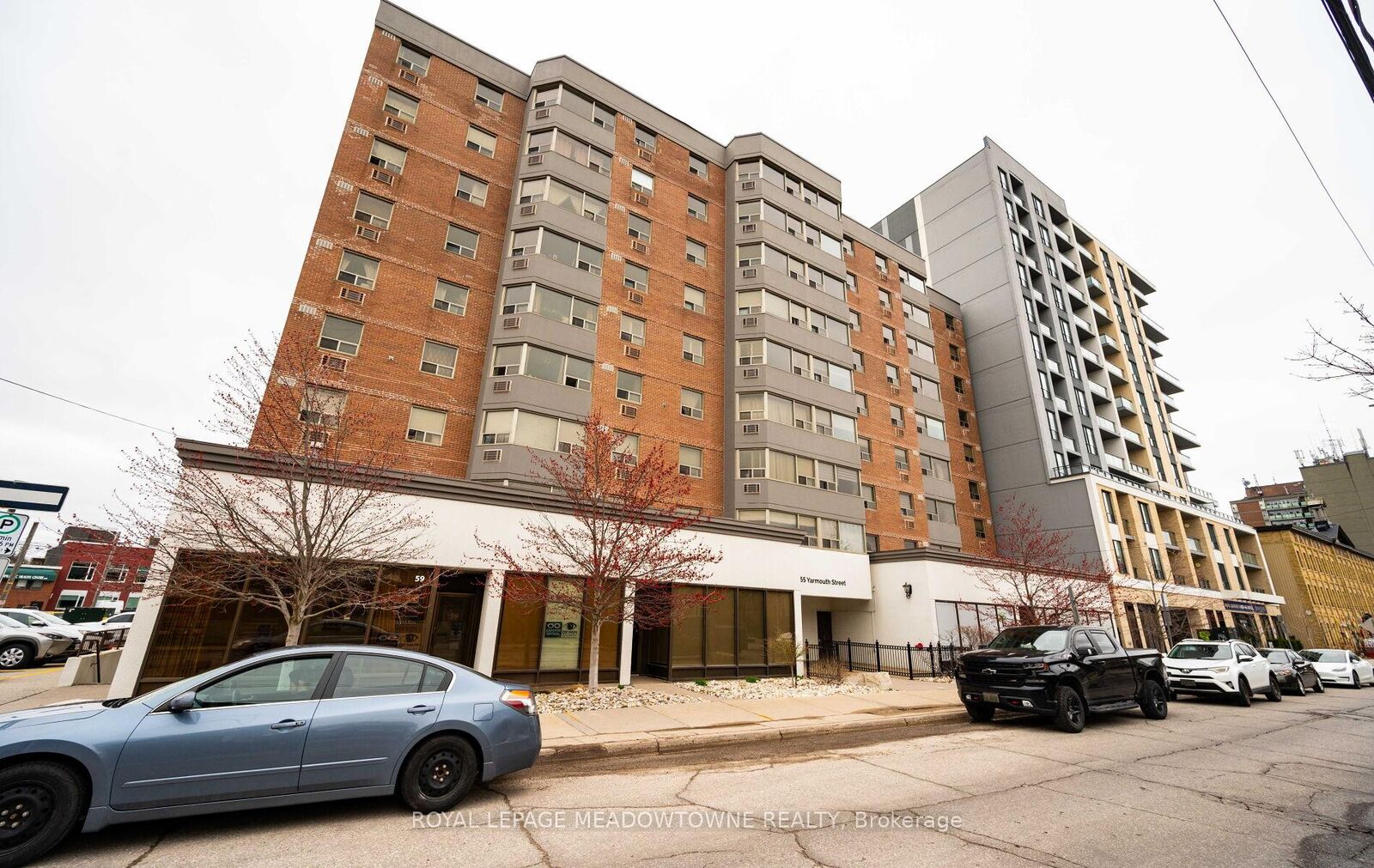 Property Photo: 55 Yarmouth Street 302 ON N1H 7R4