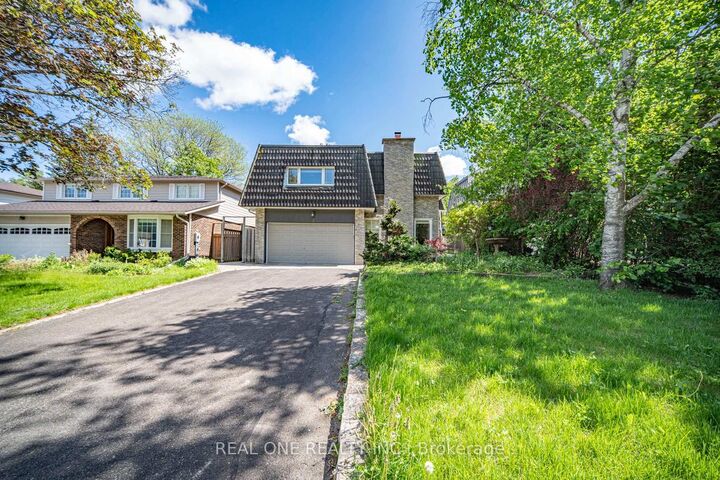 7 Hagerman Boulevard — photo 1