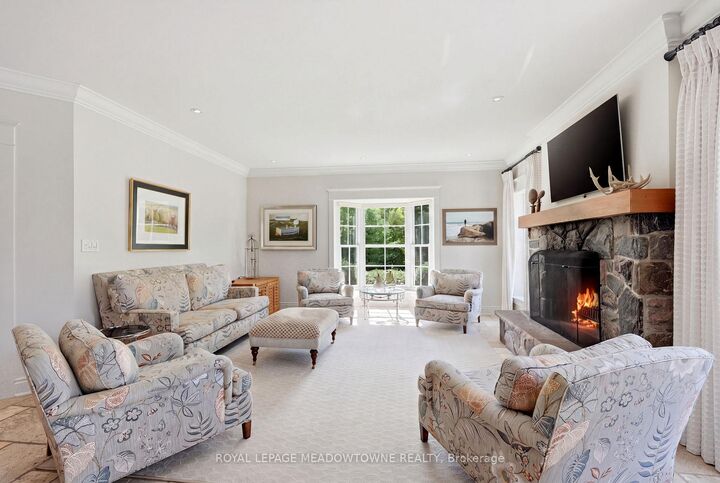 Property Photo: 14249 Tenth Line ON L7G 4S8