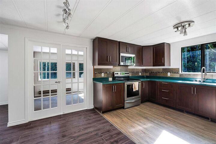 Property Photo:  1105 Bourban Rd  BC V0R 2P2 