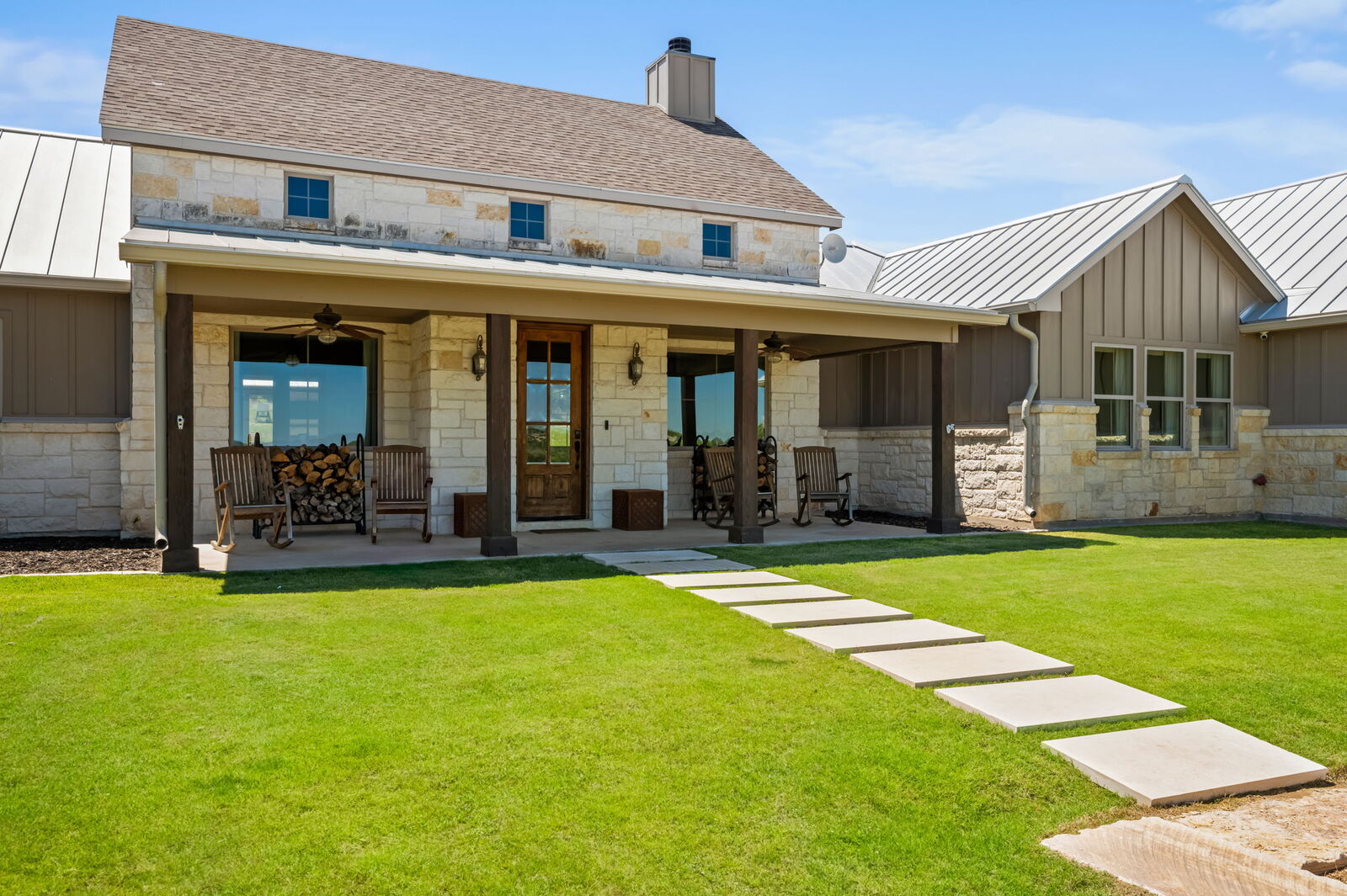 Property Photo: 283 Soaring Eagles Drive TX 78624