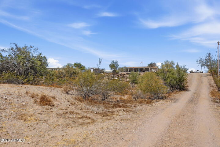 Property Photo: 944 S Goldfield Road AZ 85119