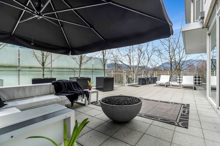 Property Photo: 1139 W Cordova Street 101 BC V6C 0A2