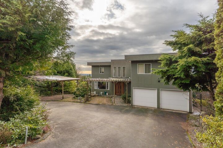 Property Photo: 4582 Woodgreen Court BC V7S 2V7