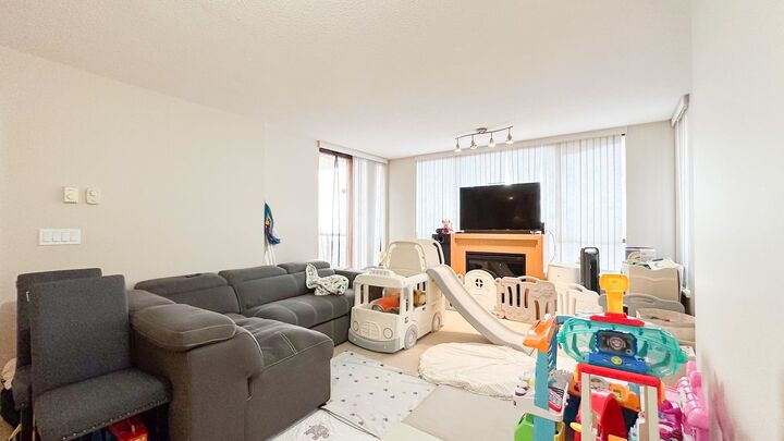 Property Photo:  7088 Salisbury Avenue 2105  BC V5E 0A4 