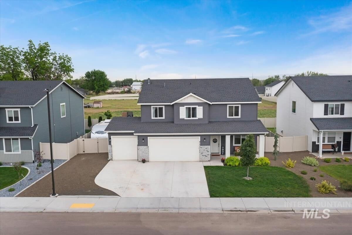 Property Photo:  815 Knowledge St  ID 83644 