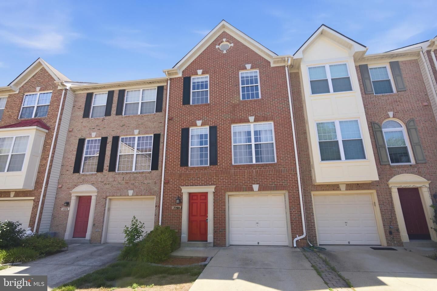 Property Photo:  5504 Sacramento Mews Place  VA 22309 
