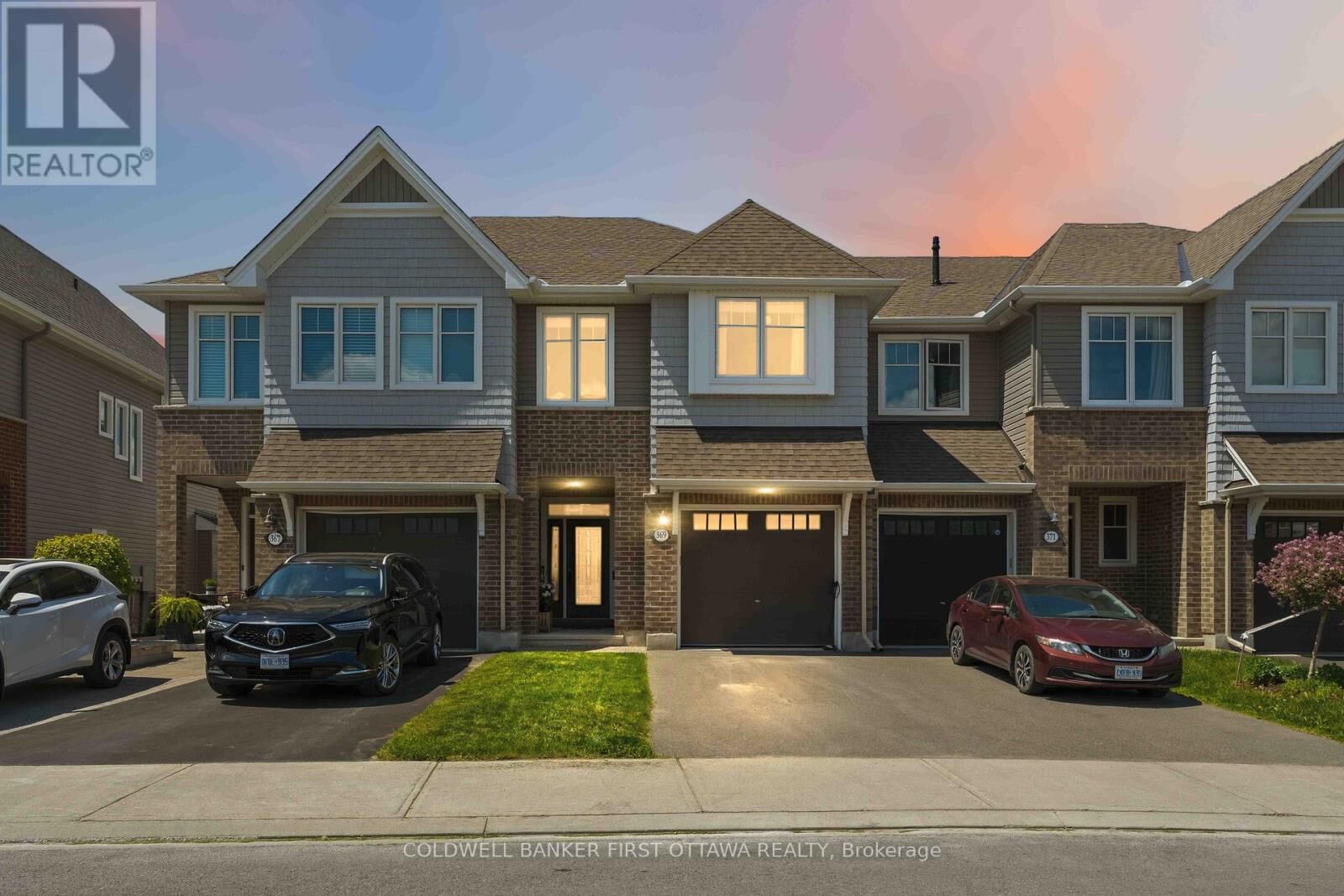 Property Photo:  369 Rue Mishawashkode Street  ON K4A 1E9 