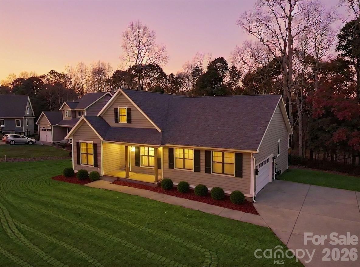 Property Photo:  2656 Polo Lane  NC 28650 