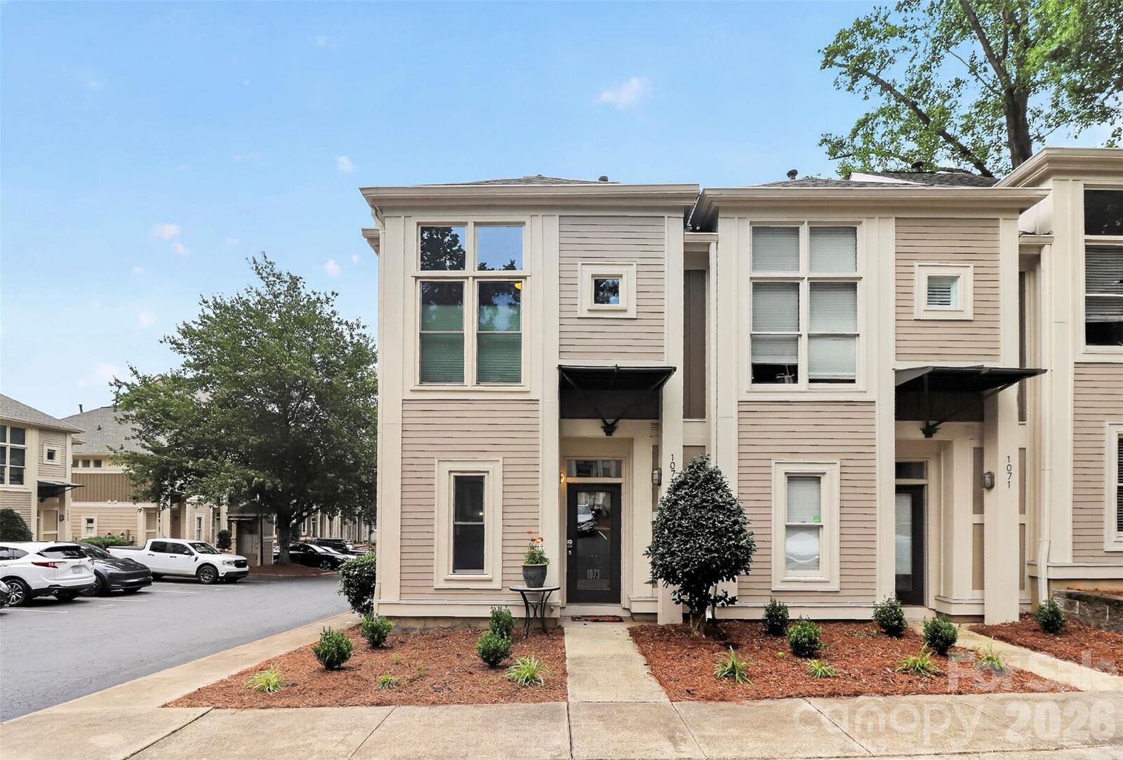 Property Photo: 1073 Park West Drive NC 28209