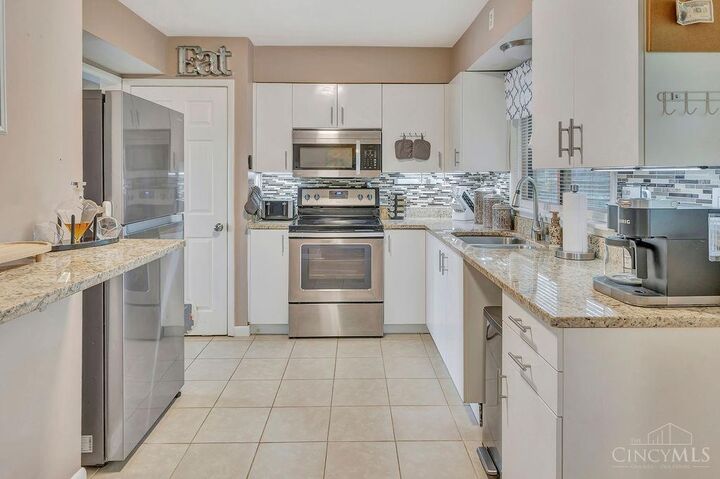 Property Photo: 1210 Clovernook Drive OH 45013
