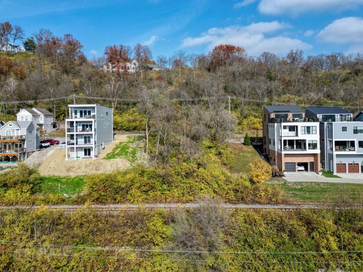Property Photo:  2851 Hoff Avenue  OH 45226 