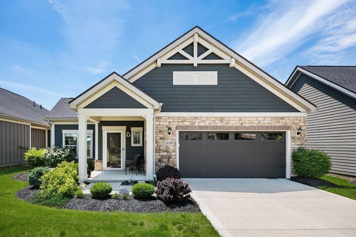 Property Photo:  10509 Calla Lily Way  OH 43064 