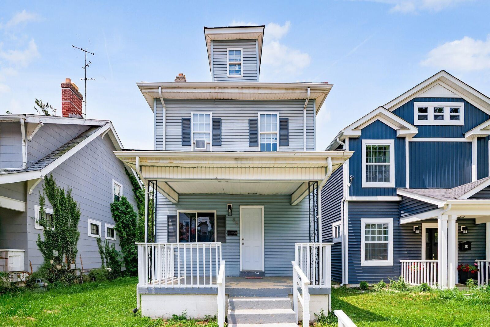 Property Photo: 89 N Wayne Avenue OH 43204