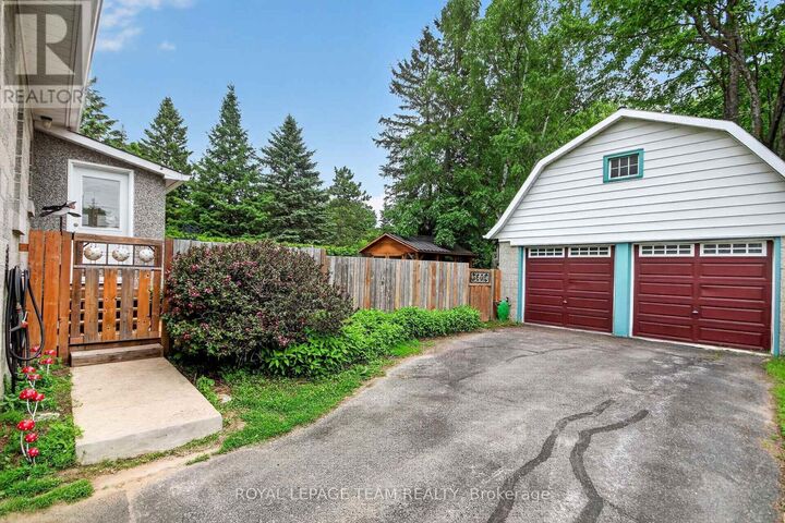 Property Photo: 94 Strachan Street ON K0A 2Z0
