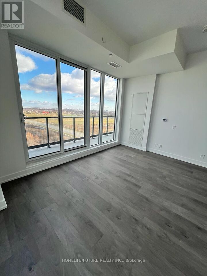 Property Photo:  215 Veterans Drive 1204  ON L7A 5L6 