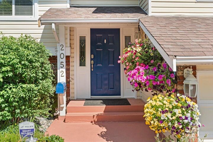 Property Photo:  2052 Primrose Street  BC V2S 2Z1 